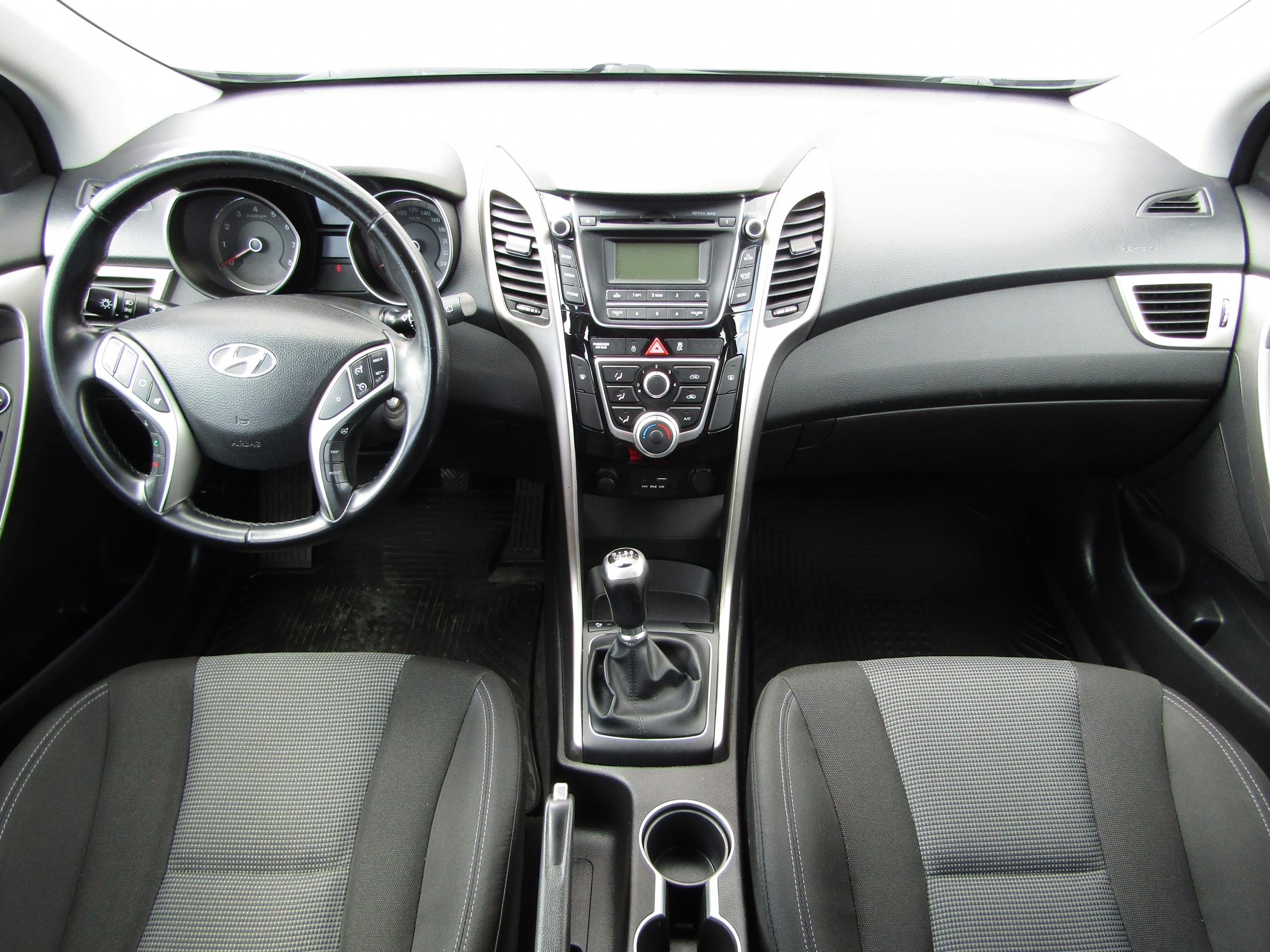 Hyundai i30, 2015 - pohled č. 8