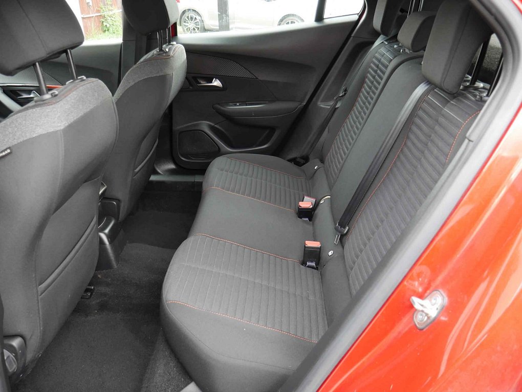 Peugeot 2008 1.2PT Active