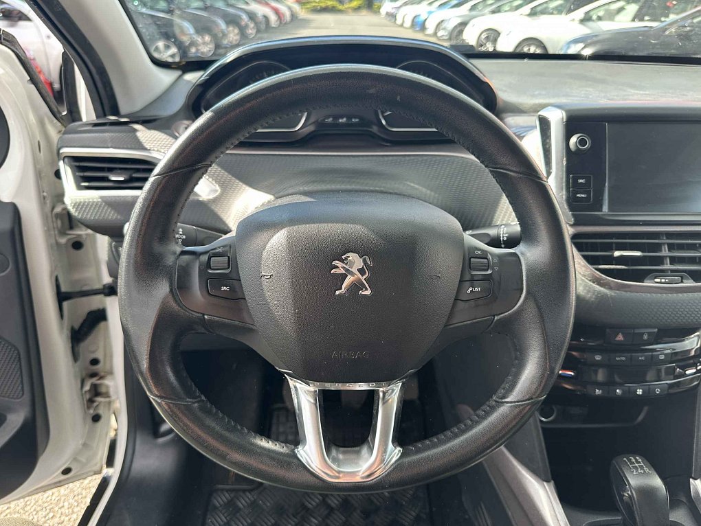 Peugeot 2008 1.2PT 