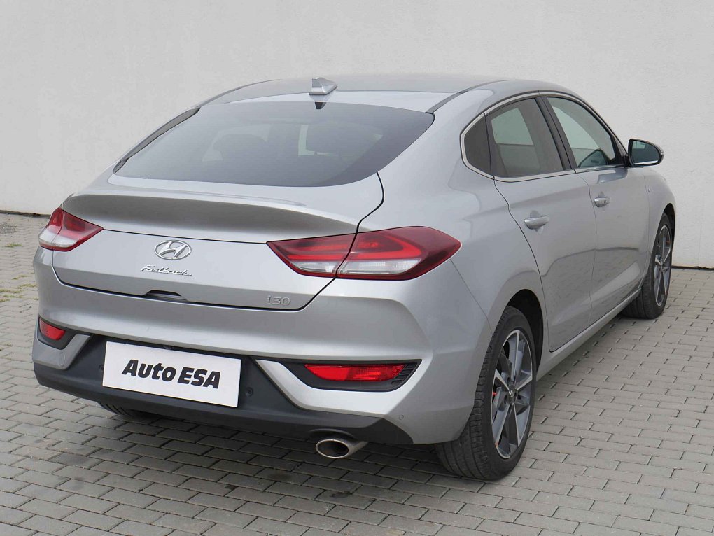 Hyundai I30 1.5 T-GDi Smart FastBack