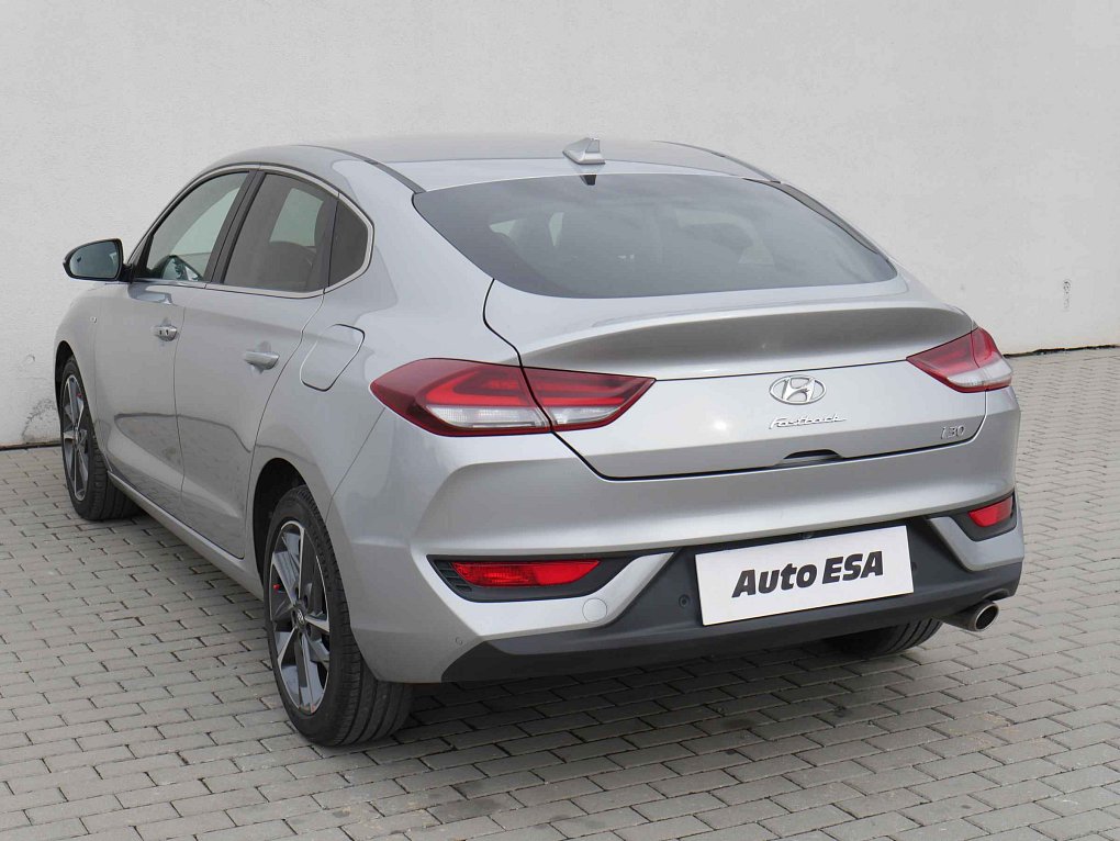 Hyundai I30 1.5 T-GDi Smart FastBack