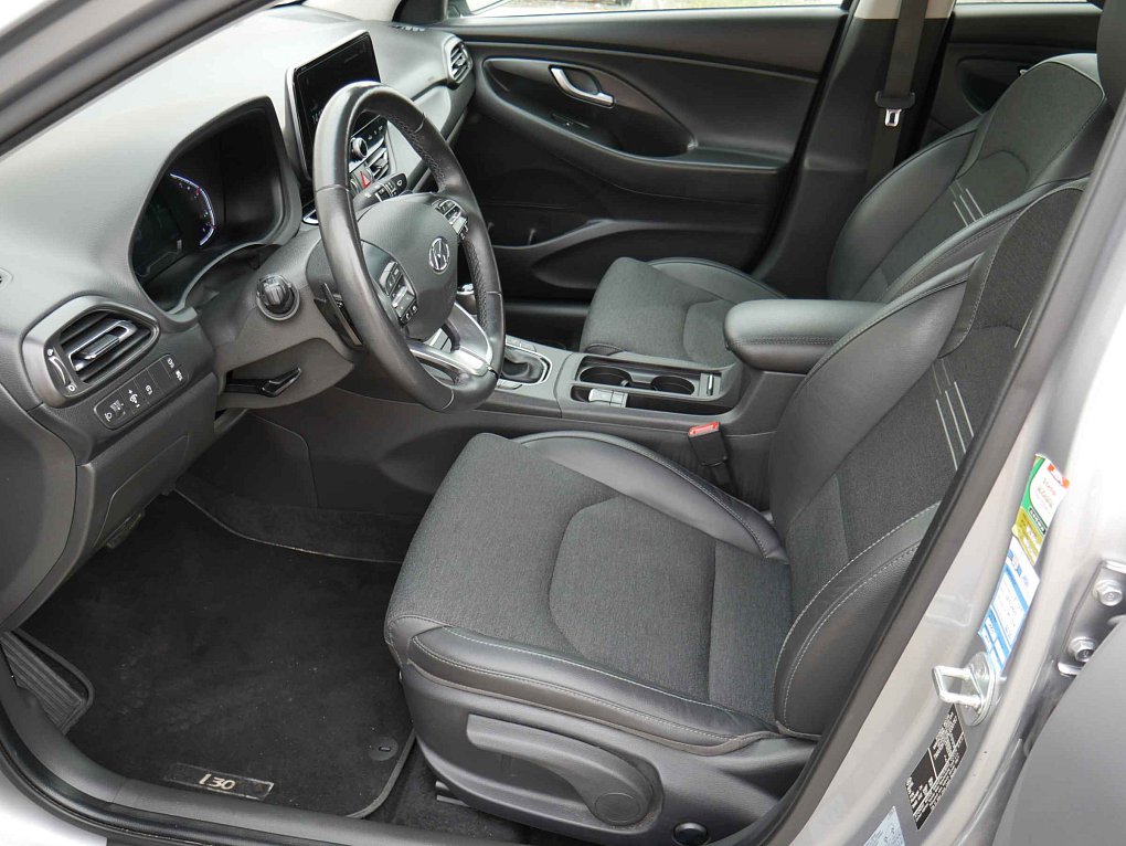 Hyundai I30 1.5 T-GDi Smart FastBack