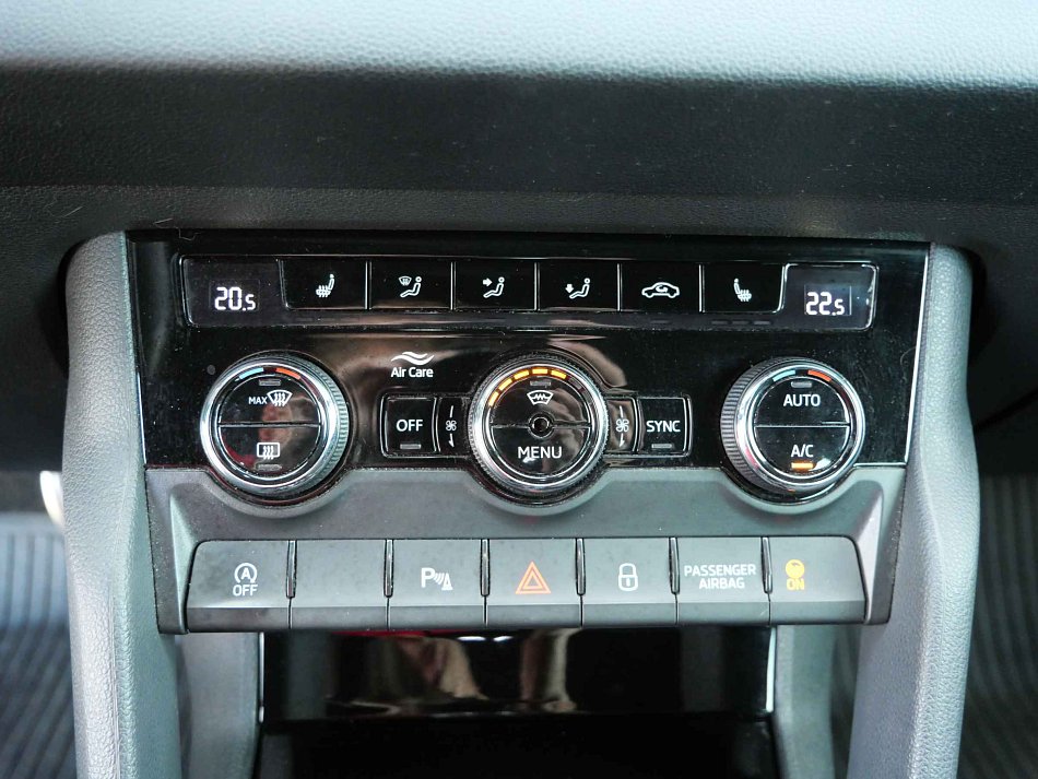Škoda Karoq 1.5 TSi SportLine
