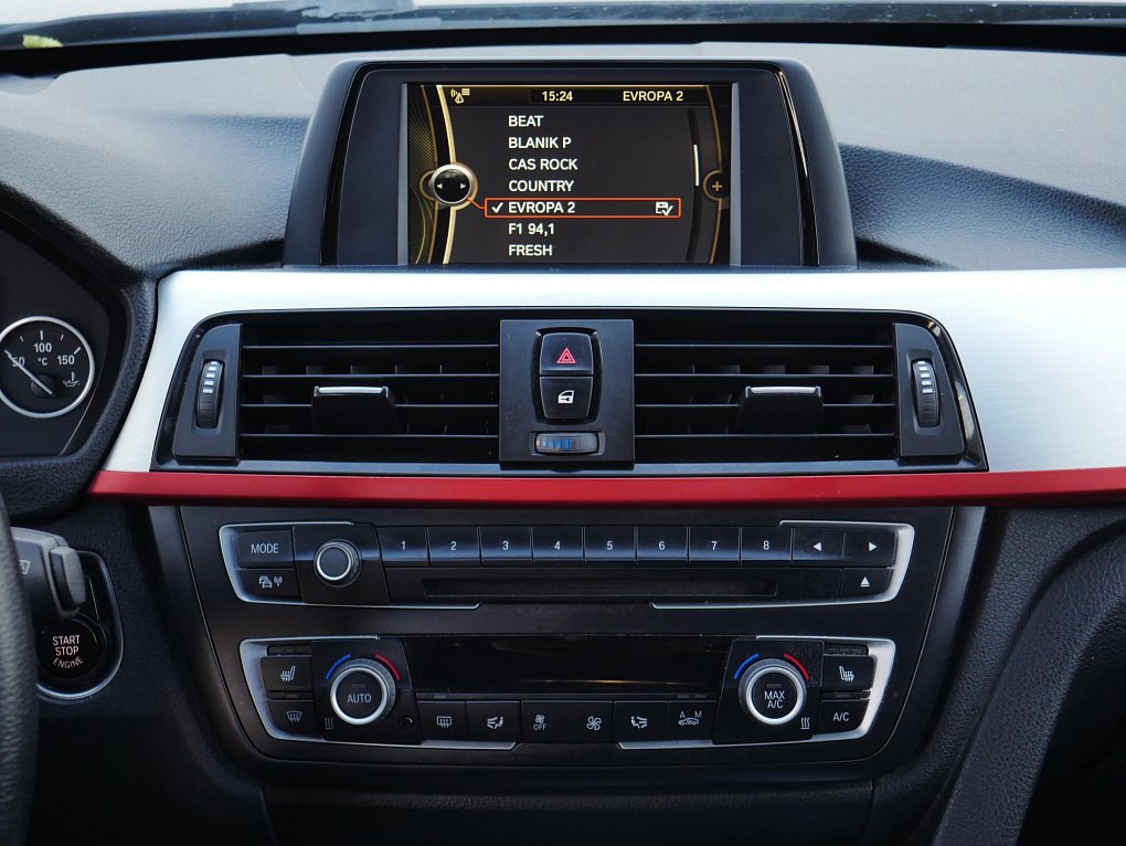 BMW Řada 3 2.0d Sport Line 320d xDrive