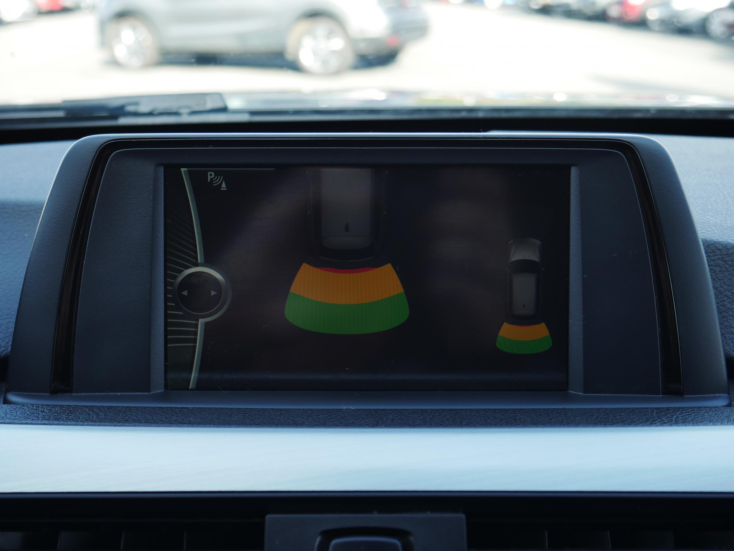 BMW Řada 3, 2013 - pohled č. 17