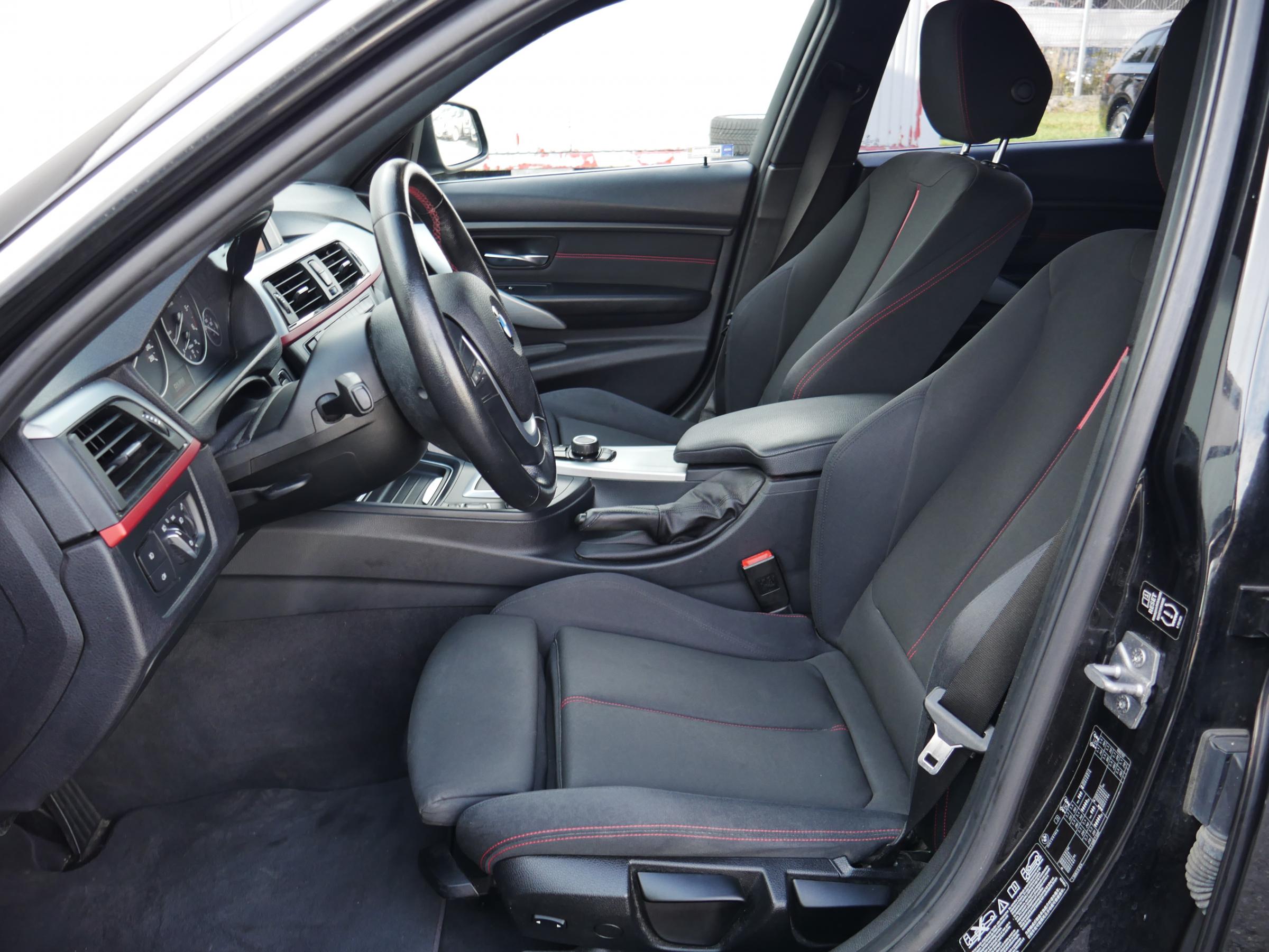 BMW Řada 3, 2013 - pohled č. 9