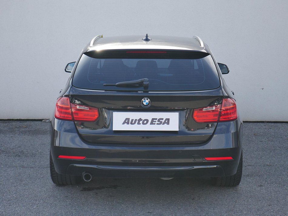 BMW Řada 3 2.0d Sport Line 320d xDrive