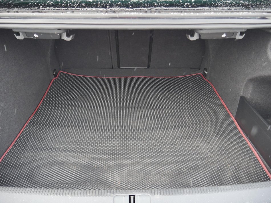 Volkswagen CC 2.0TDi 