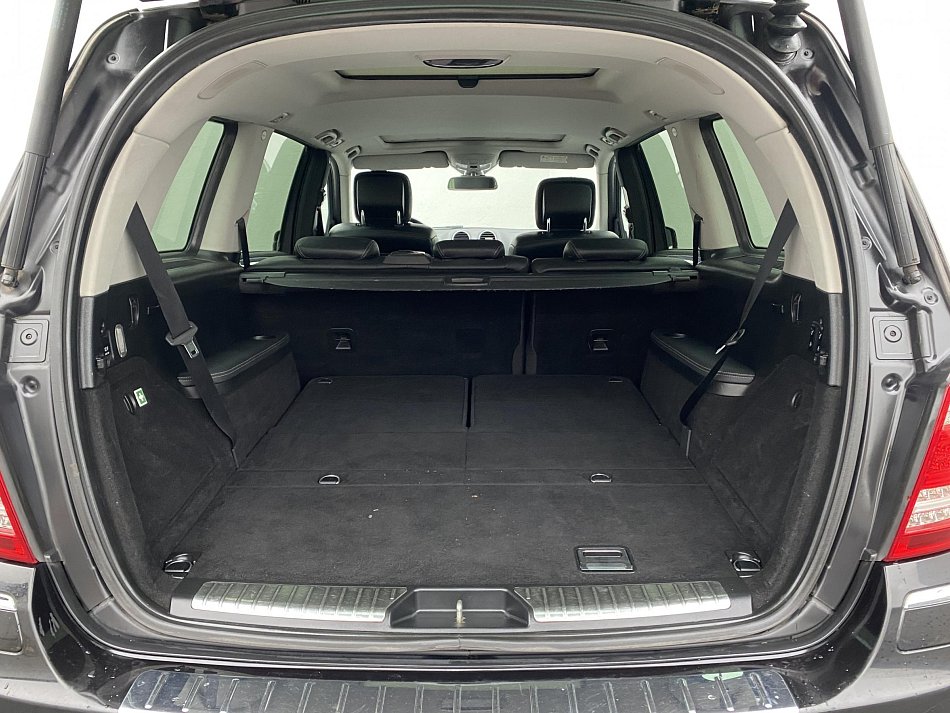 Mercedes-Benz GL 3.0CDi  4Mat, 7míst