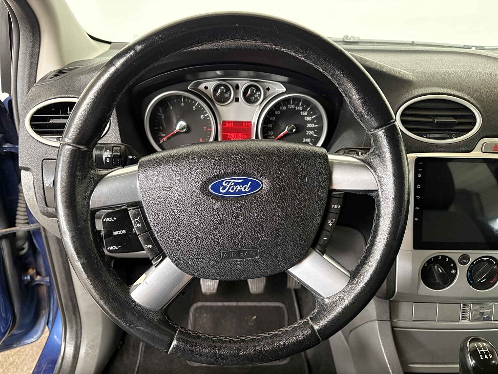 Ford Focus 1.6i 