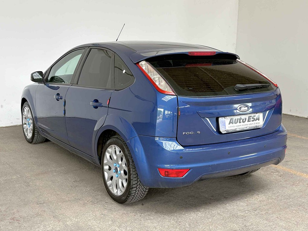 Ford Focus 1.6i 