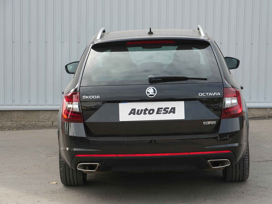 Škoda Octavia III 2.0 TSI RS