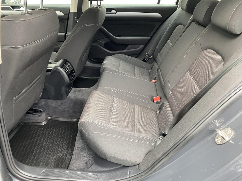 Volkswagen Passat 1.6 TDi Comfortline