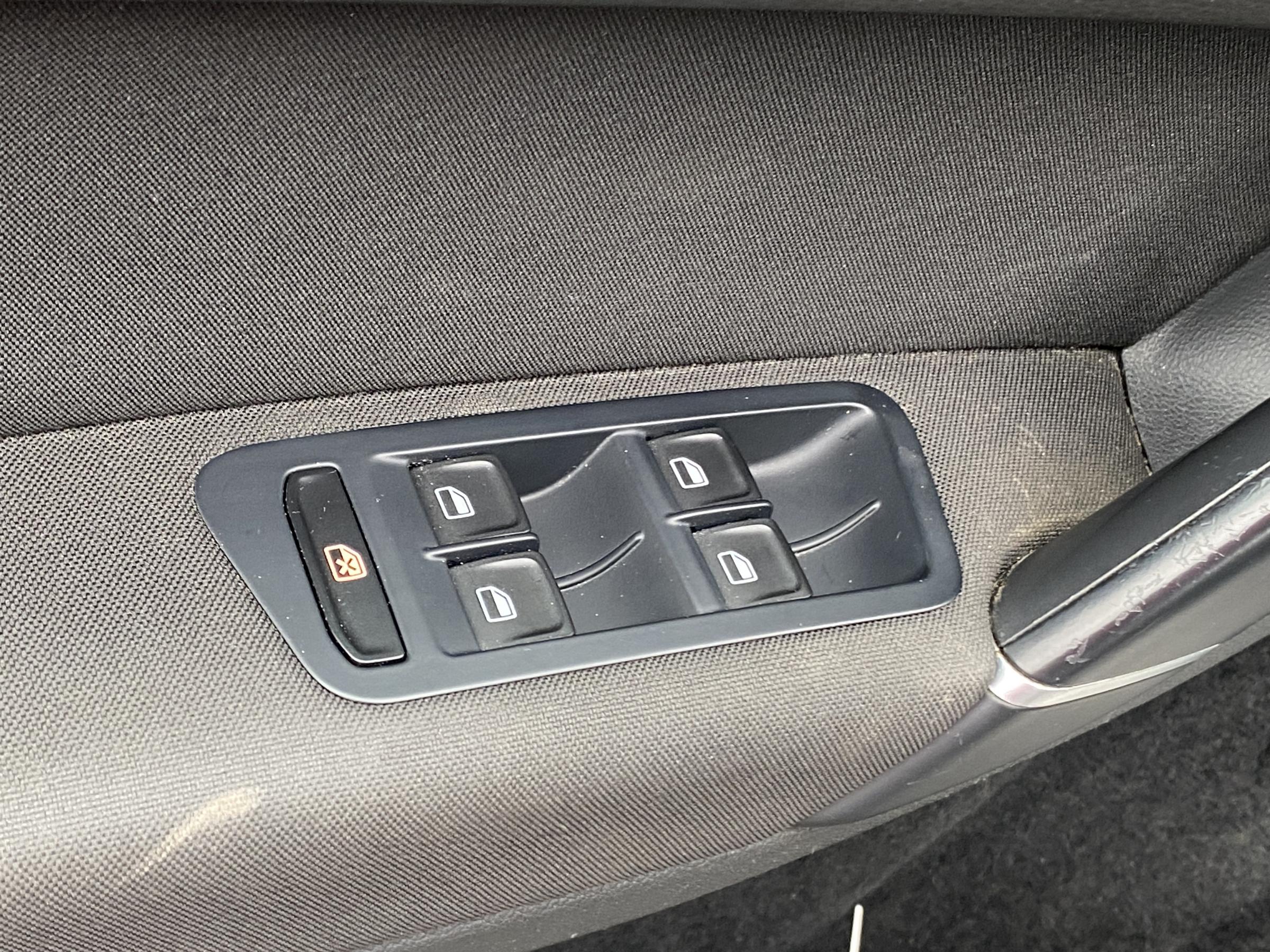 Volkswagen Sportsvan, 2015 - pohled č. 11