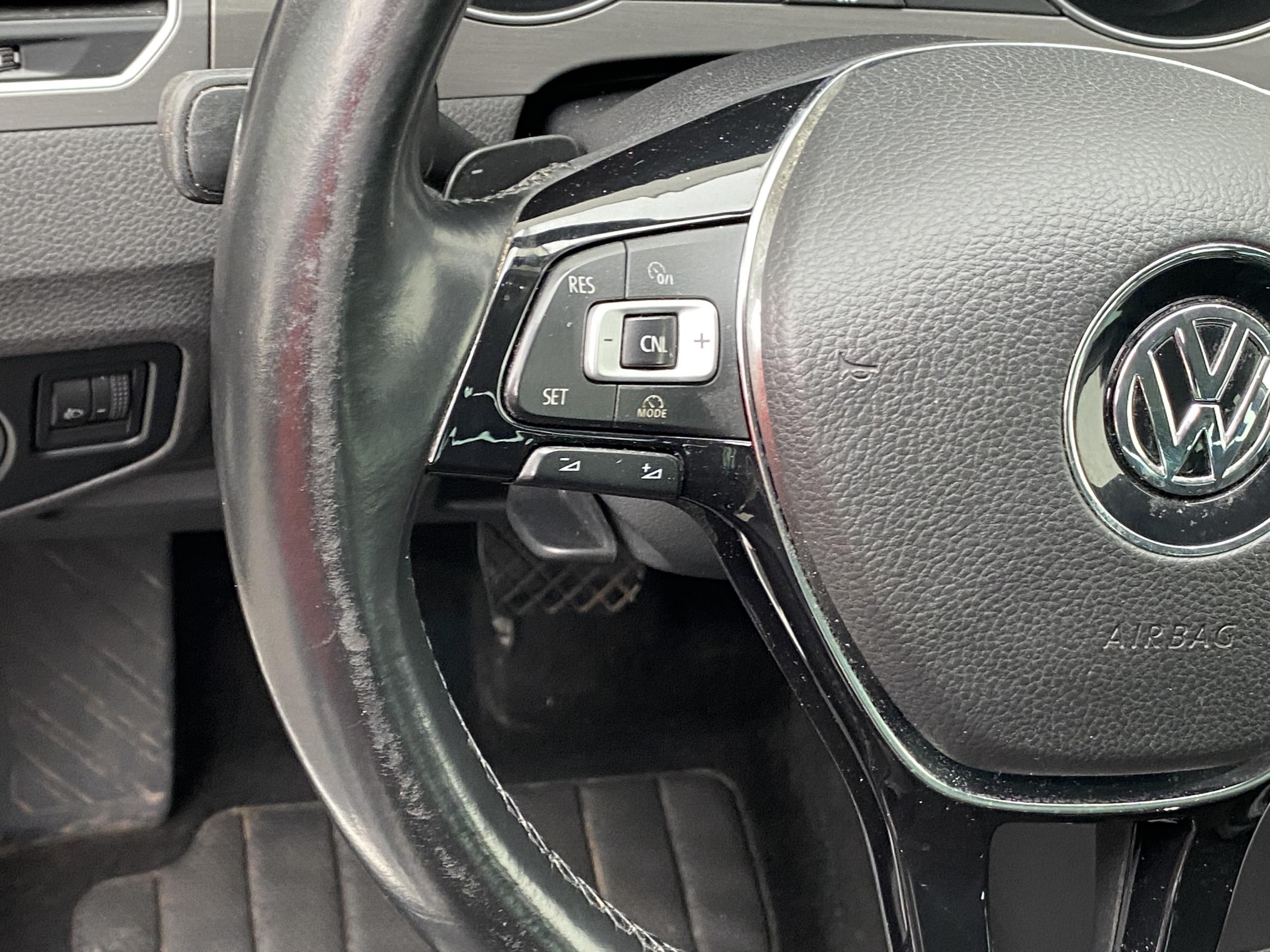 Volkswagen Sportsvan, 2015 - pohled č. 13