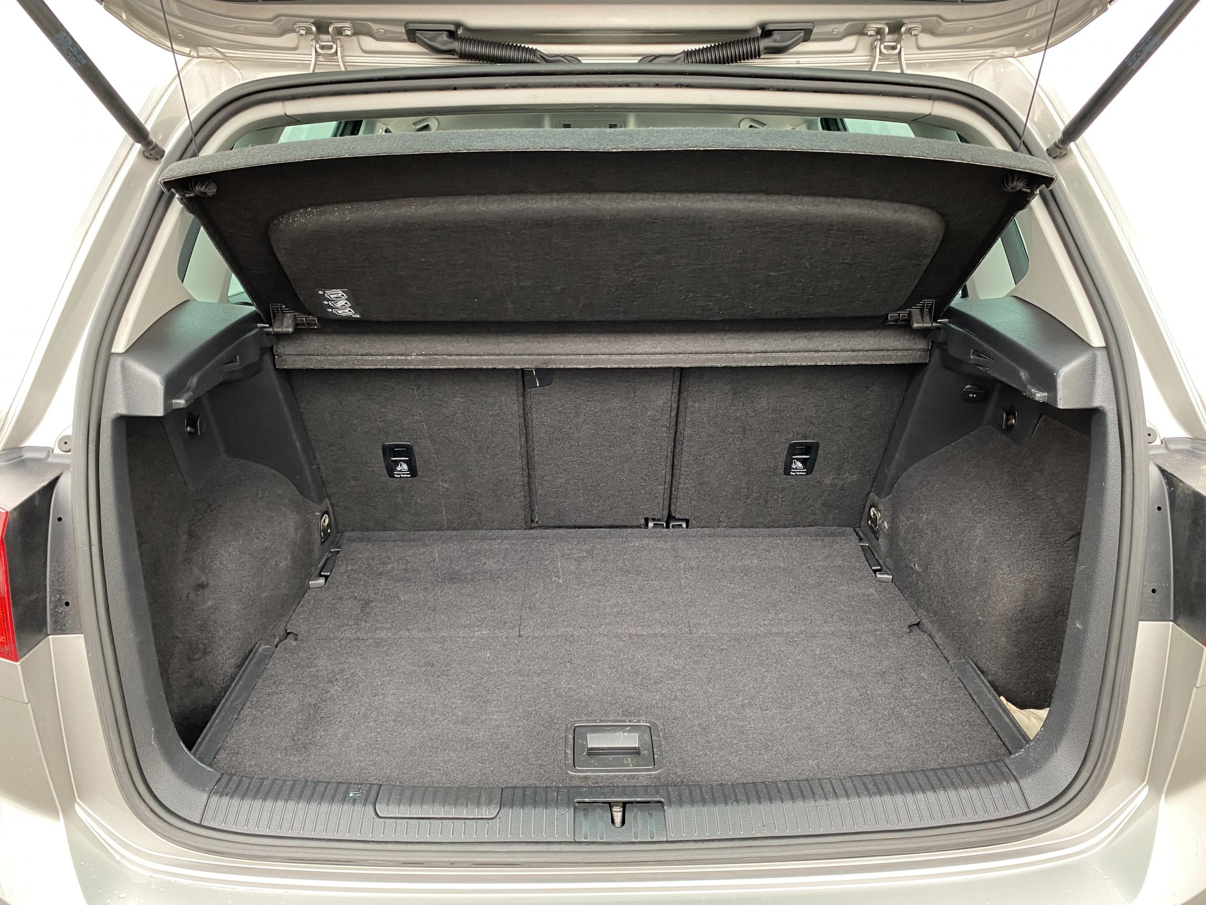 Volkswagen Sportsvan, 2015 - pohled č. 7