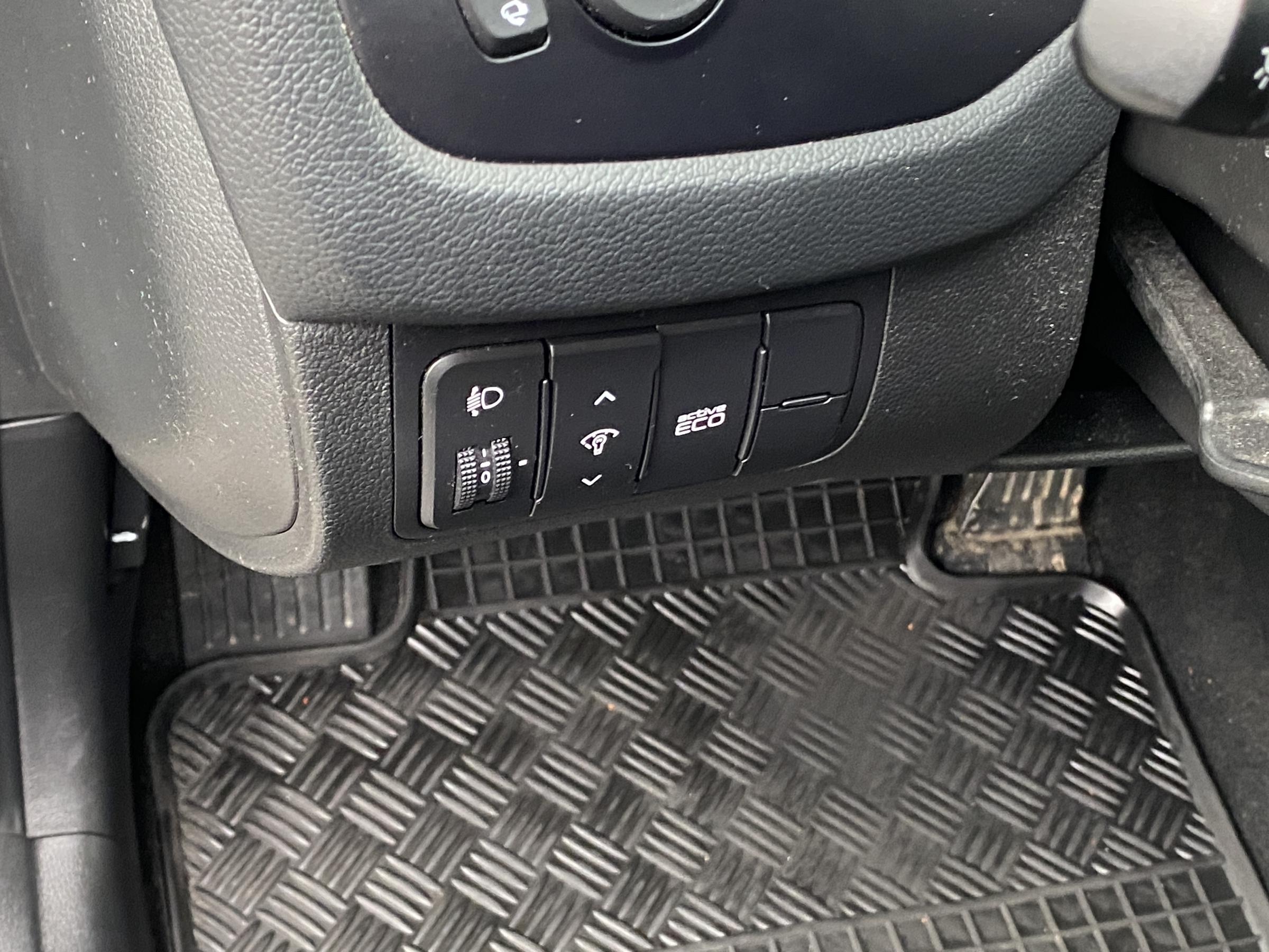 Kia Cee´d, 2014 - pohled č. 13