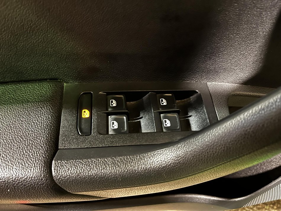 Škoda Octavia III 2.0TDi  4x4