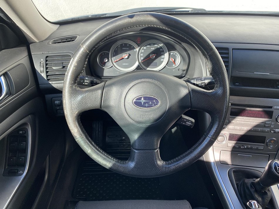 Subaru Legacy 2.0i  4x4