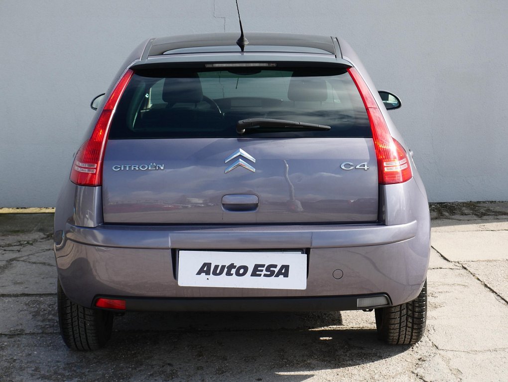 Citroën C4 1.6i 
