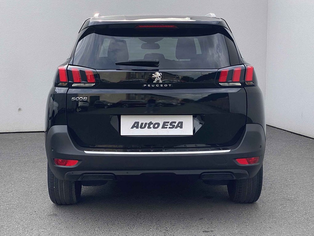 Peugeot 5008 1.2 PT Crossway