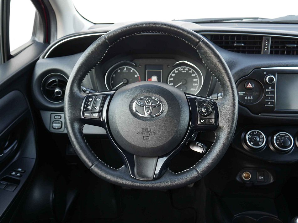 Toyota Yaris 1.5i 