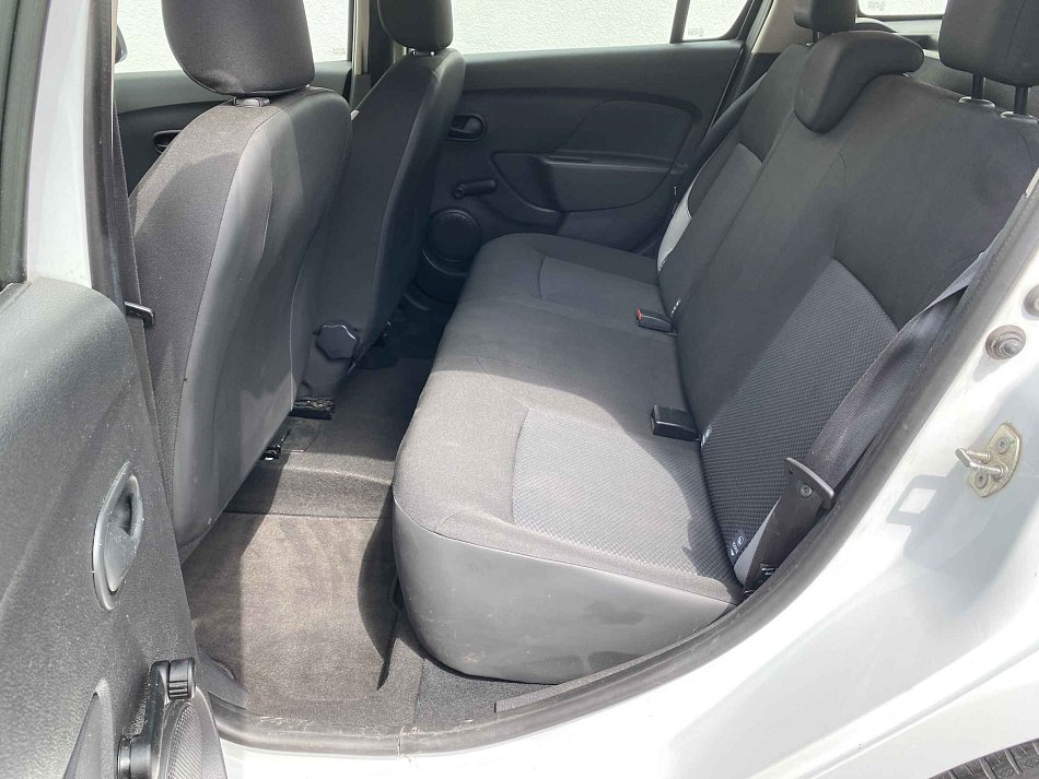 Dacia Logan 1.1i 