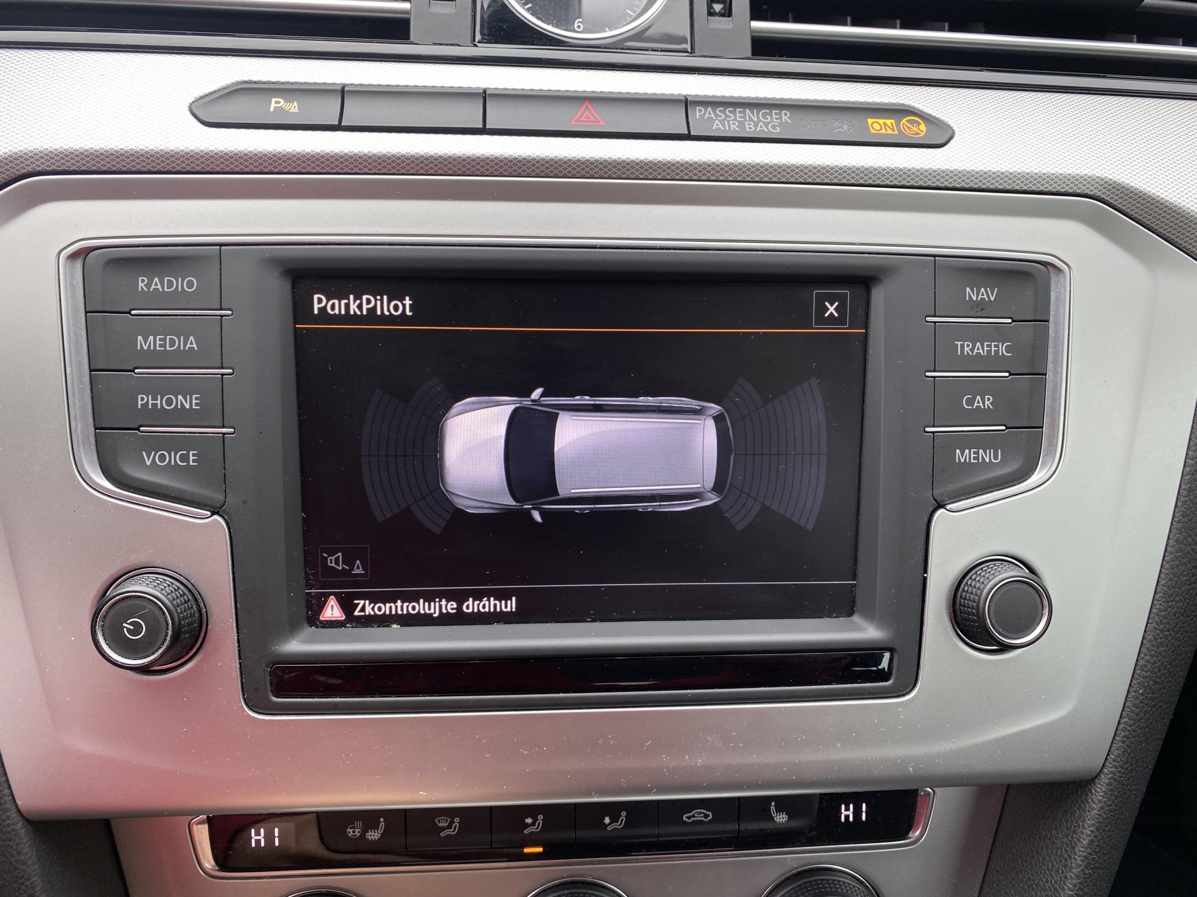 Volkswagen Passat, 2016 - pohled č. 12