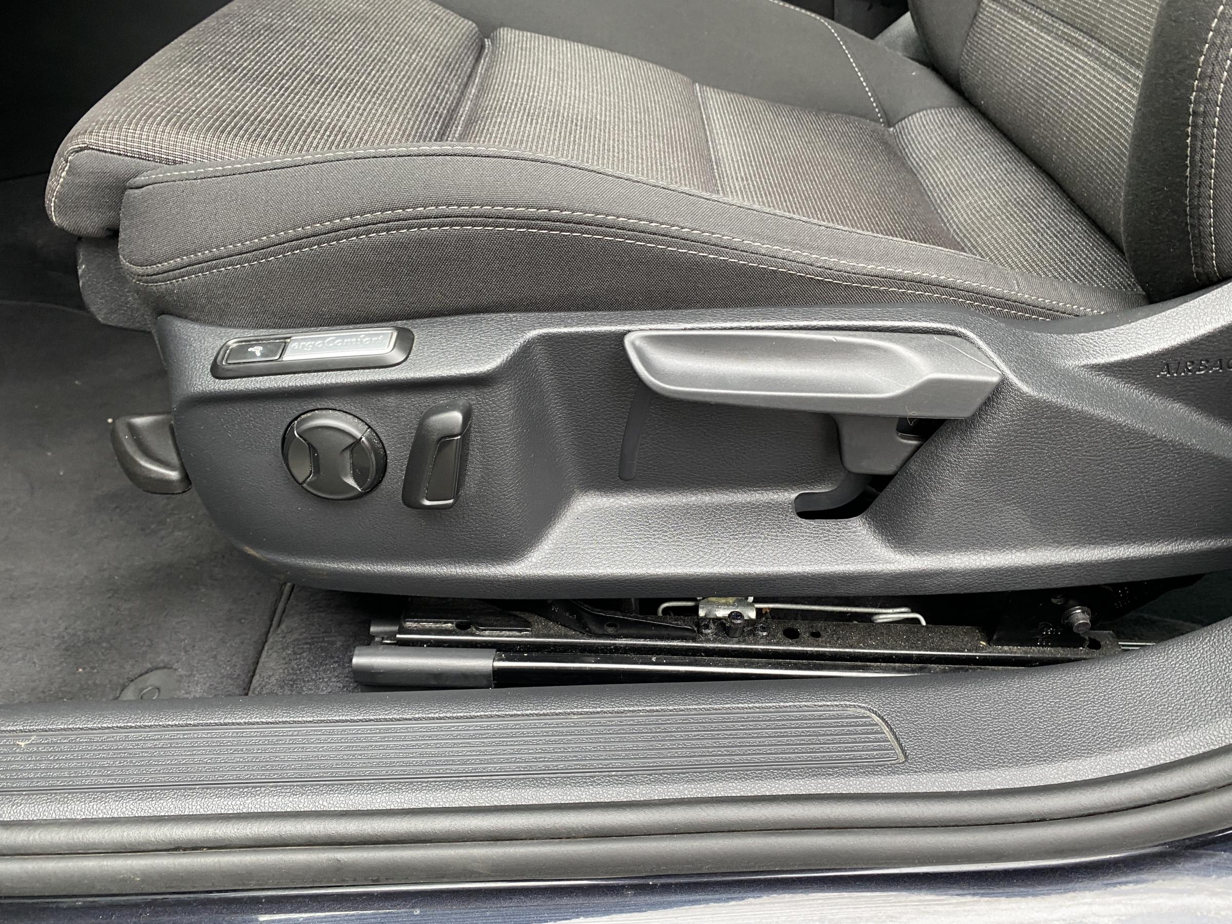 Volkswagen Passat, 2016 - pohled č. 17