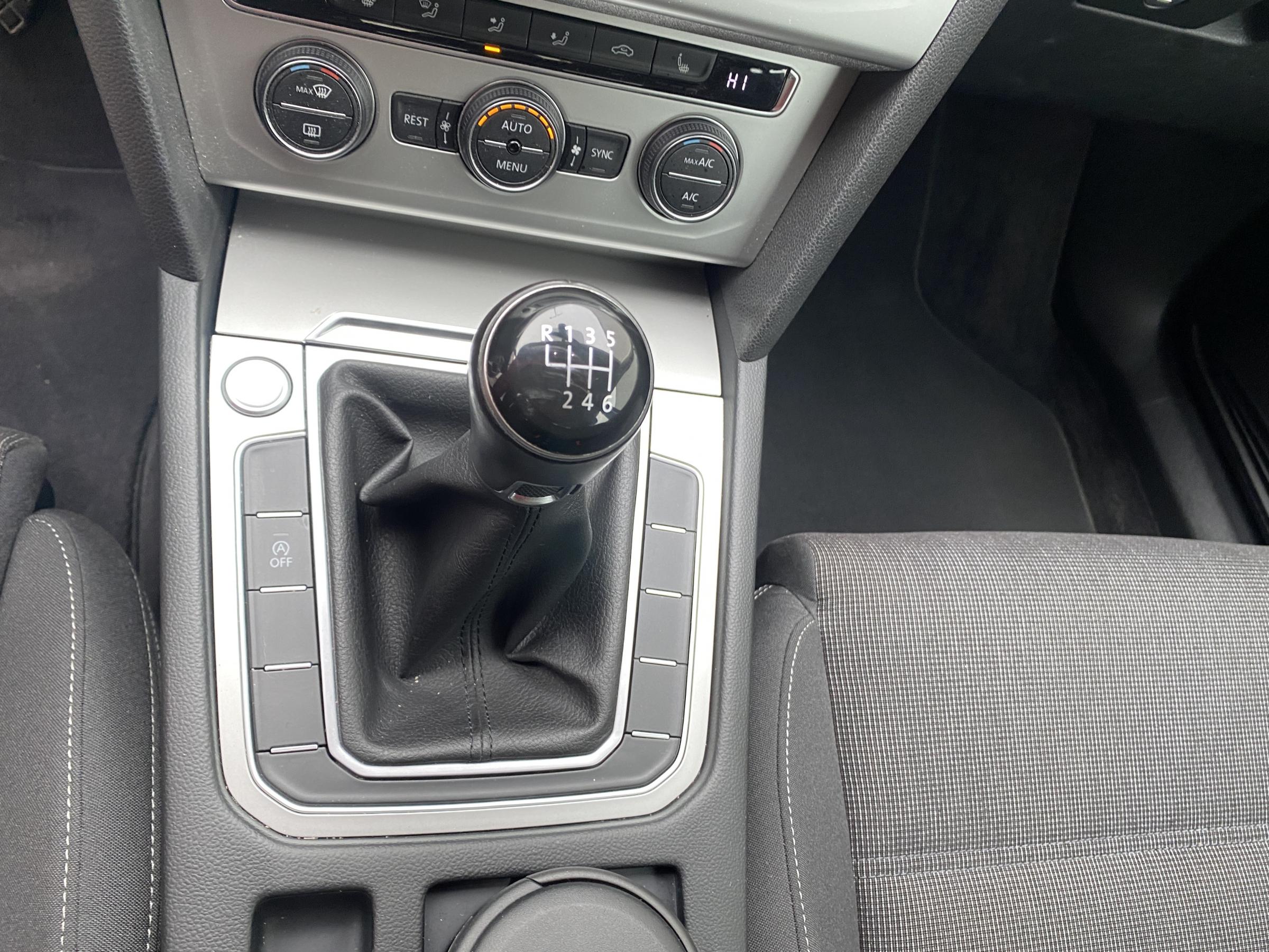 Volkswagen Passat, 2016 - pohled č. 19