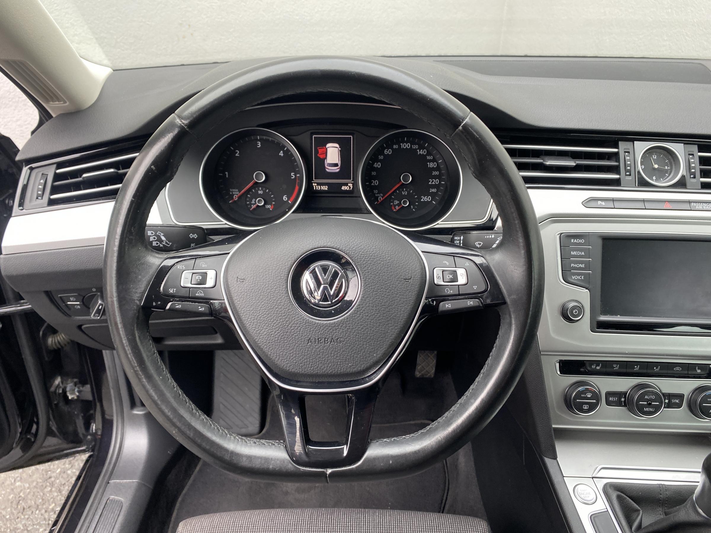 Volkswagen Passat, 2016 - pohled č. 9