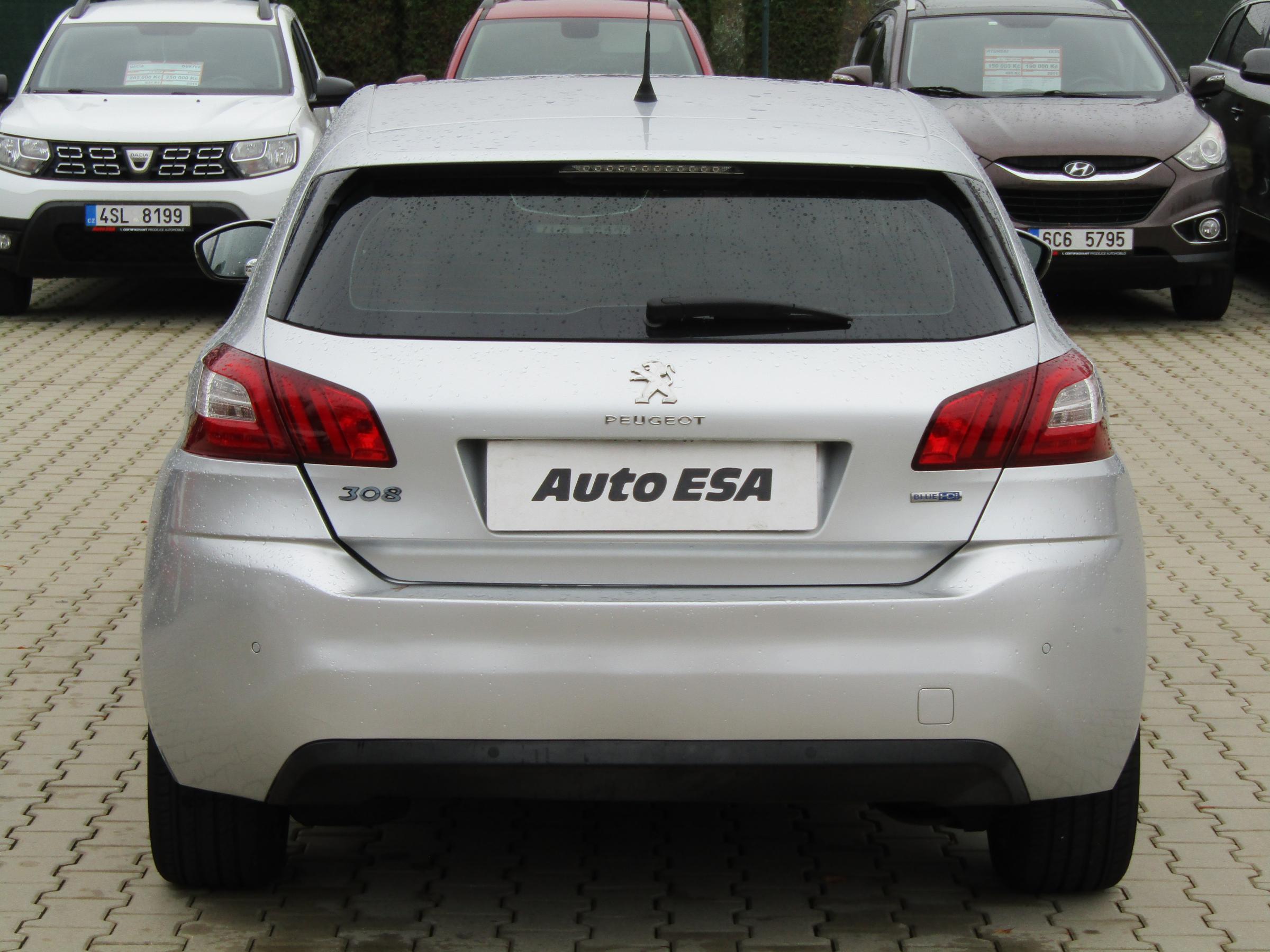 Peugeot 308, 2016 - pohled č. 5