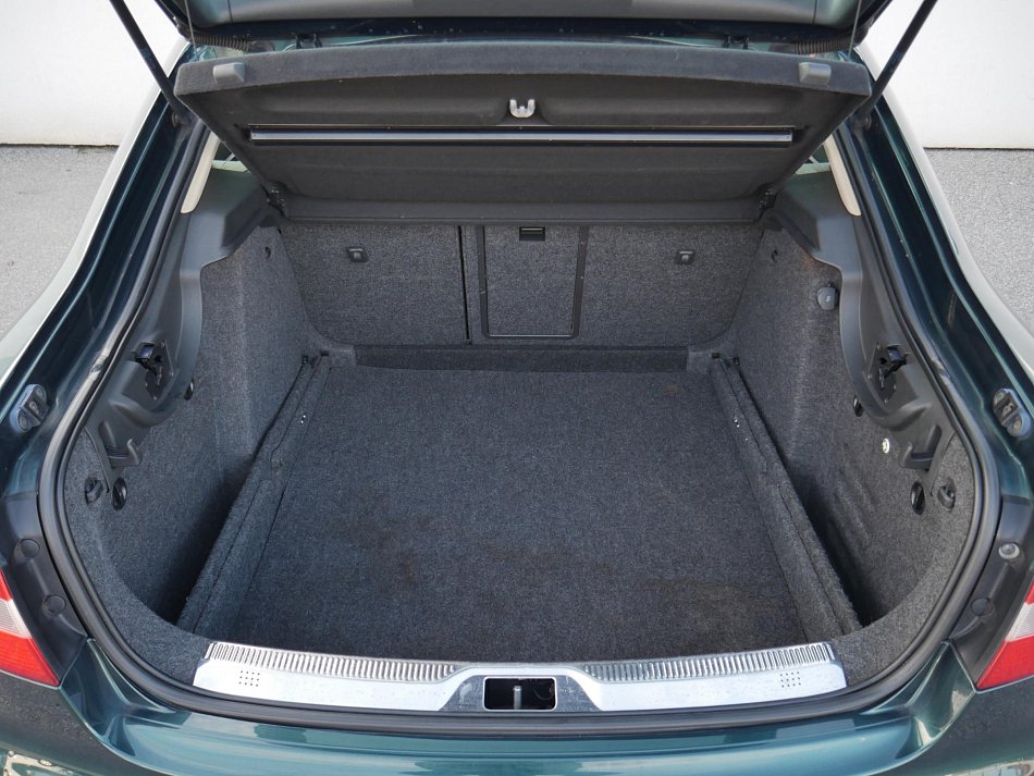 Škoda Superb II 2.0TDi Elegance 4x4