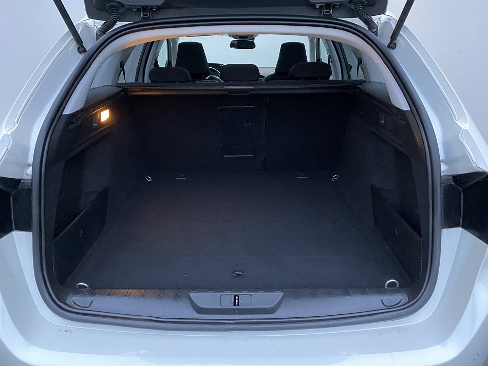 Peugeot 308 1.5 HDi 