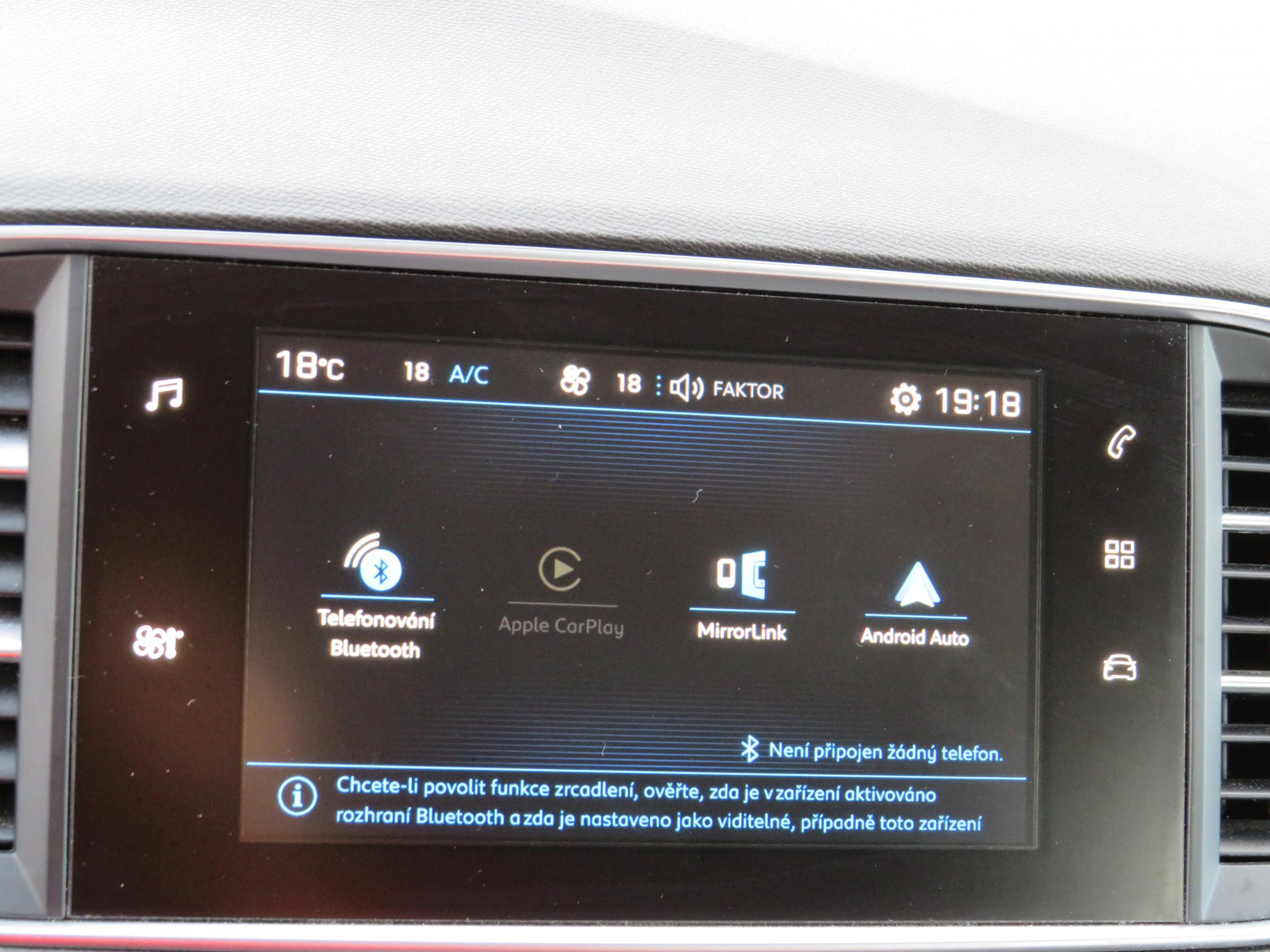 Peugeot 308, 2018 - pohled č. 20