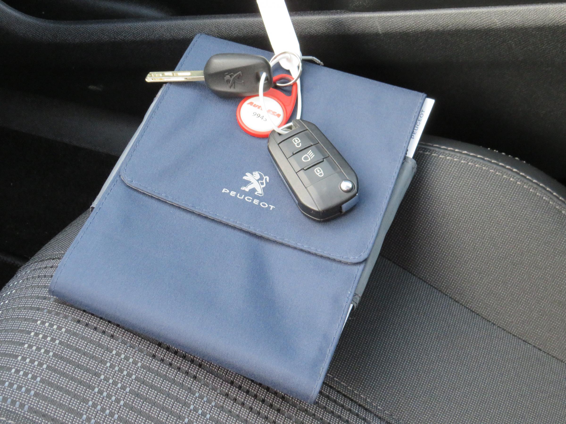 Peugeot 308, 2018 - pohled č. 30