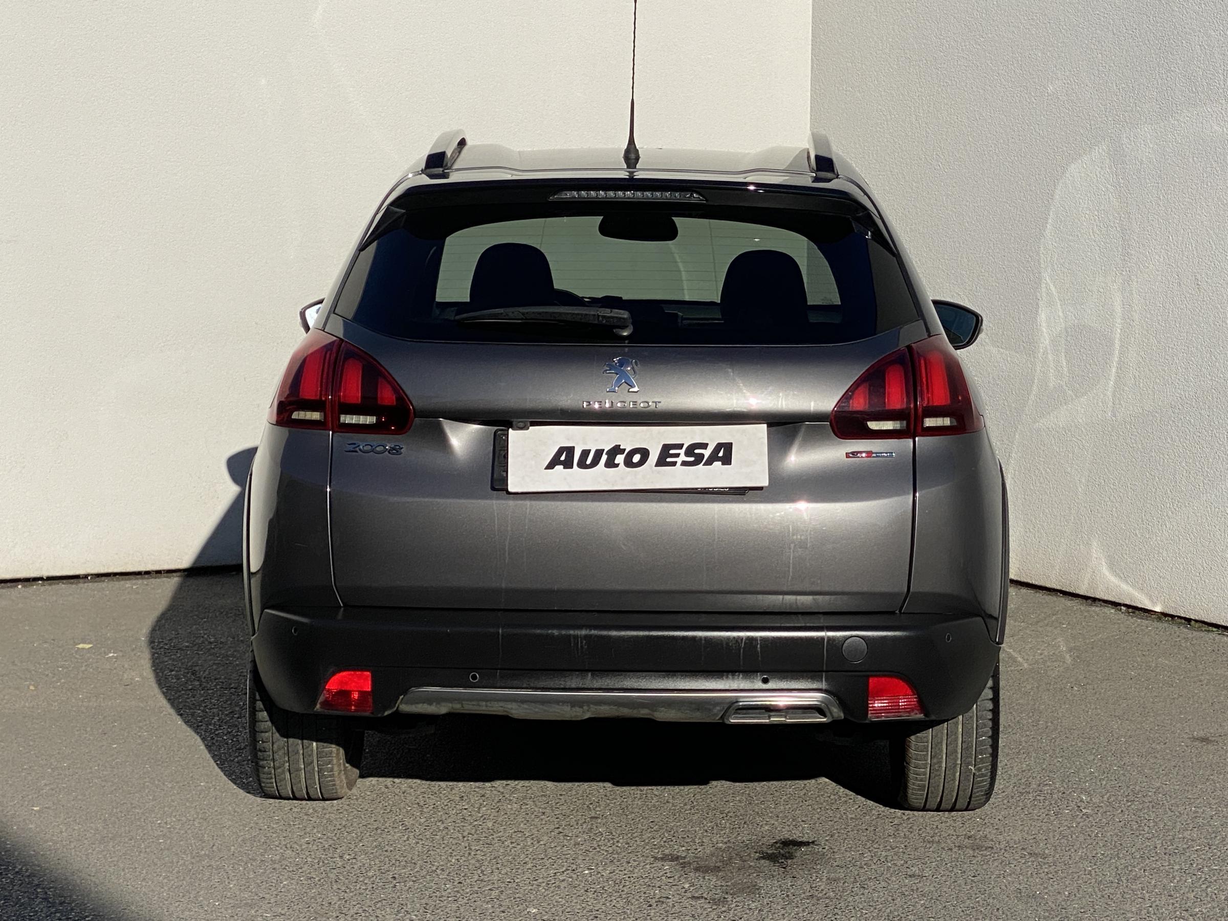 Peugeot 2008, 2017 - pohled č. 5