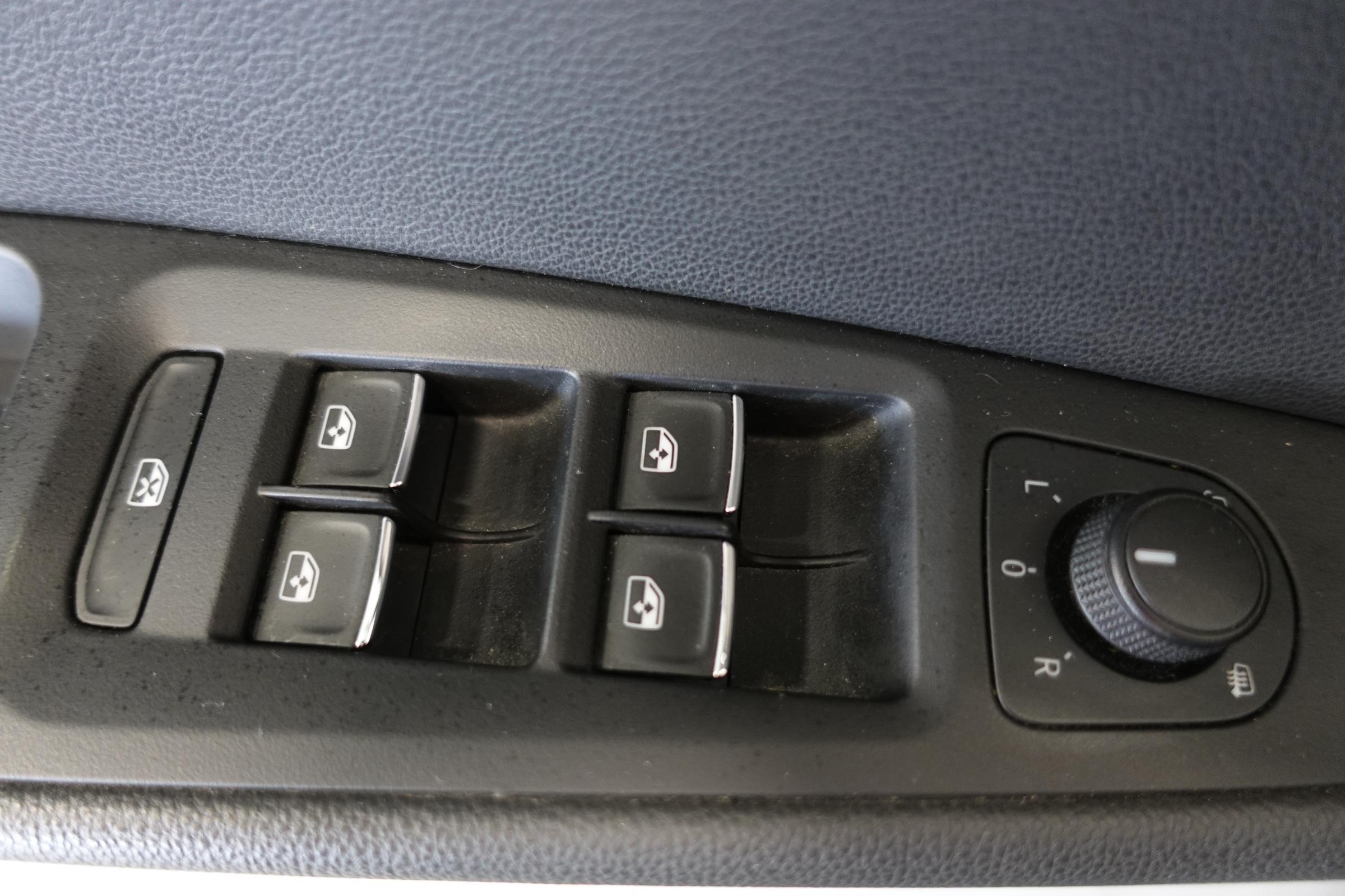 Seat Leon, 2016 - pohled č. 13