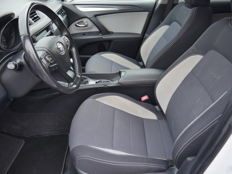 Toyota Avensis 2.0 D-4D 