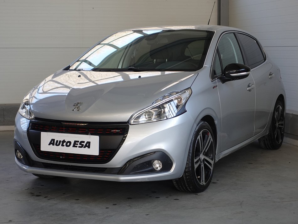 Peugeot 208 1.2PT GT Line