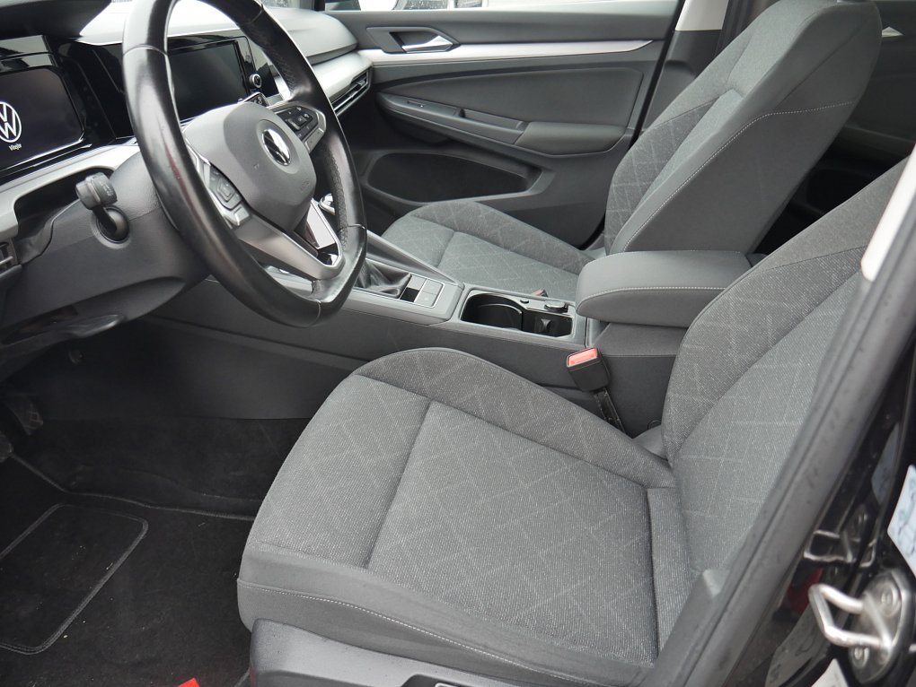 Volkswagen Golf 1.5TSi Life