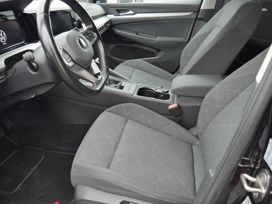 Volkswagen Golf 1.5TSi Life
