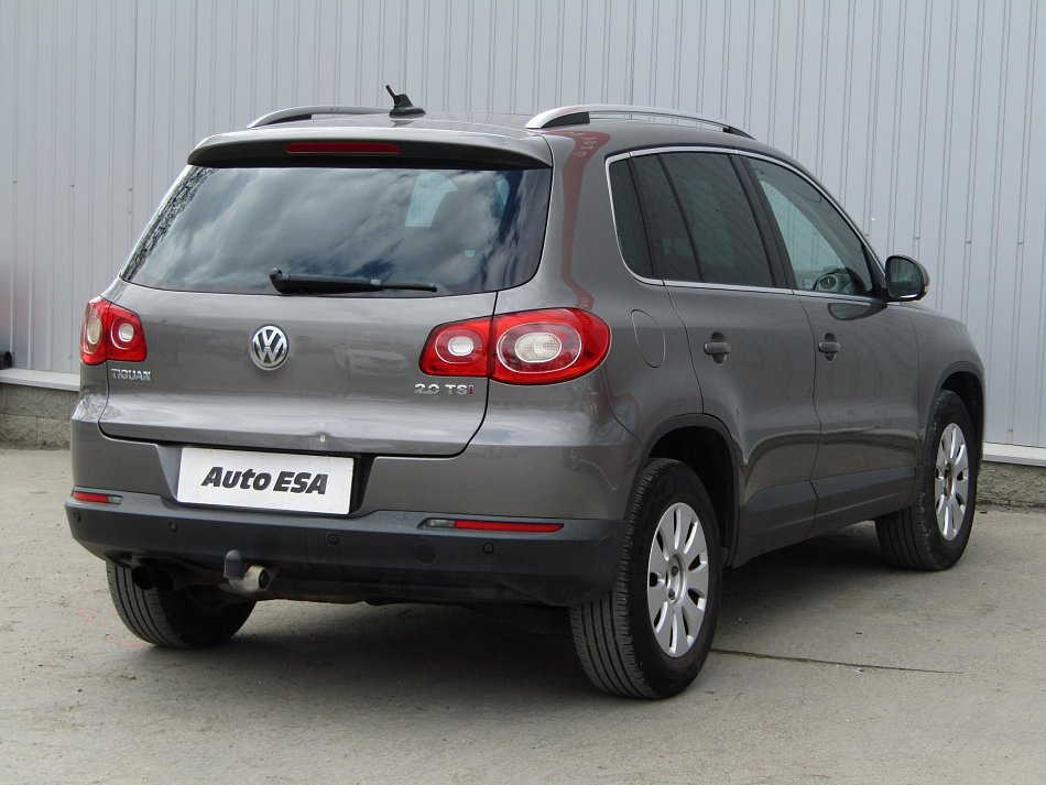 Volkswagen Tiguan 2.0 TSI  4Motion