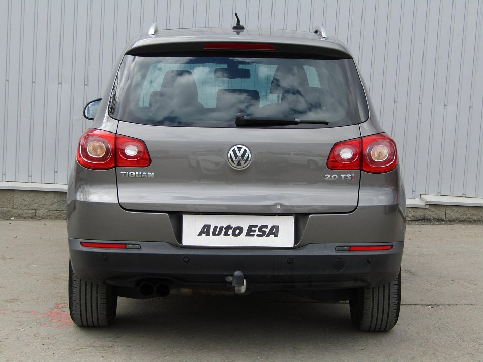 Volkswagen Tiguan 2.0 TSI  4Motion