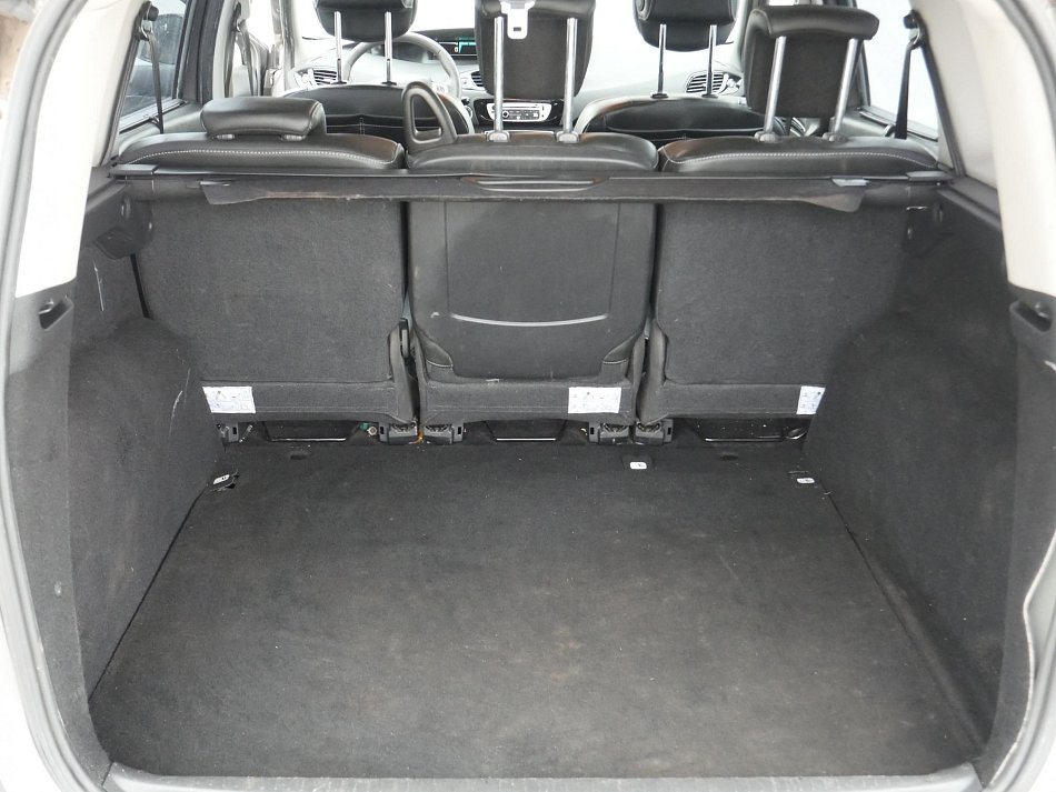 Renault Scénic 1.6 DCi 