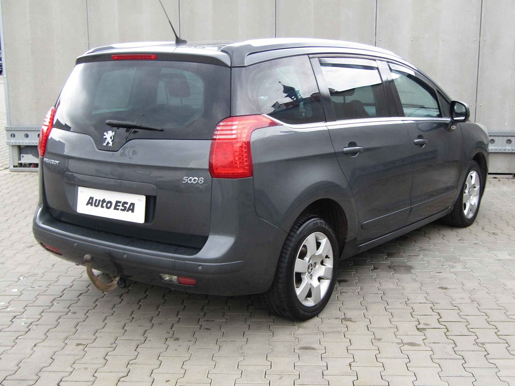Peugeot 5008 2.0 HDi 