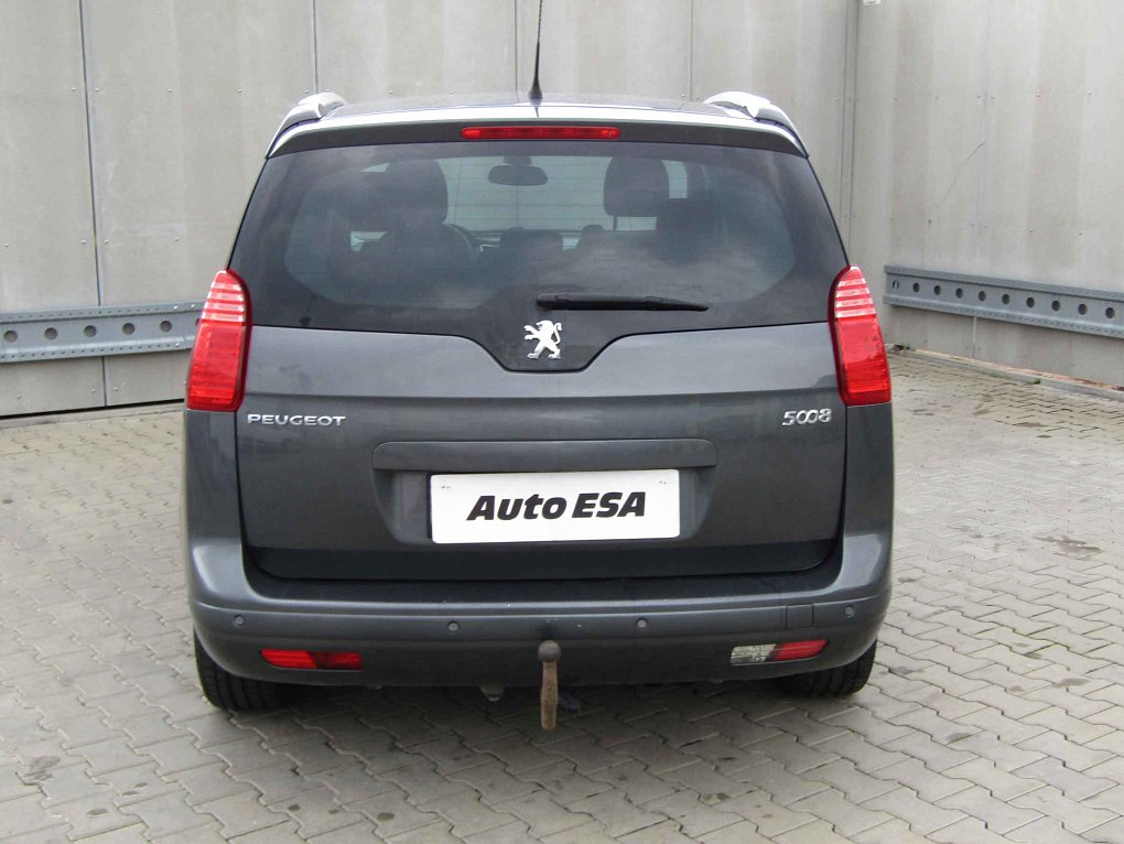 Peugeot 5008 2.0 HDi 