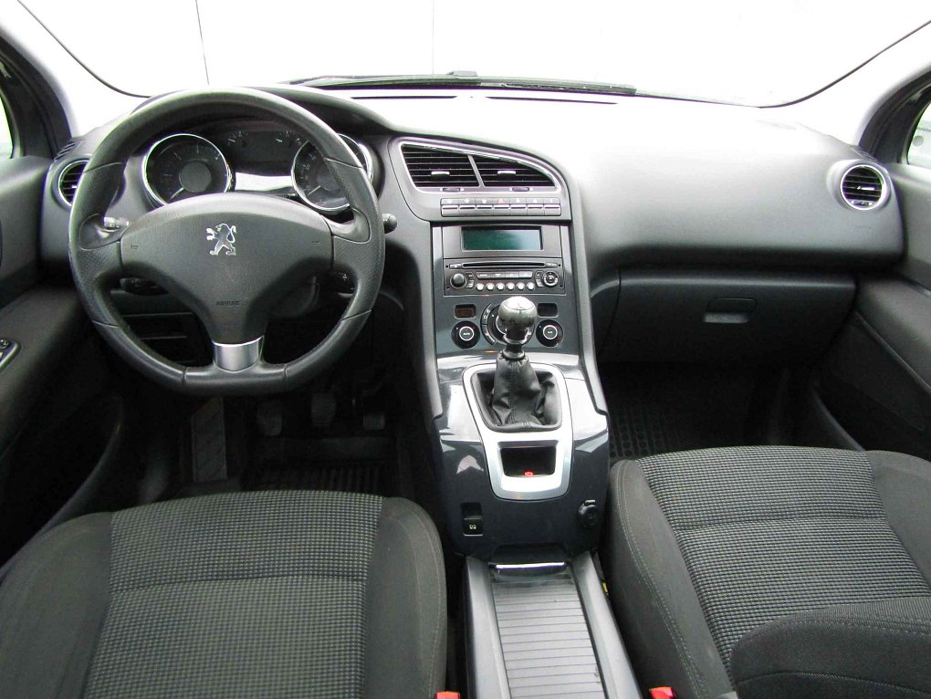 Peugeot 5008 2.0 HDi 