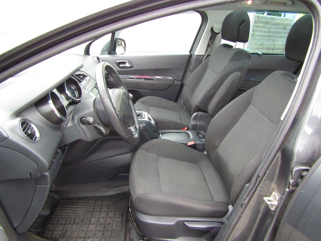 Peugeot 5008 2.0 HDi 