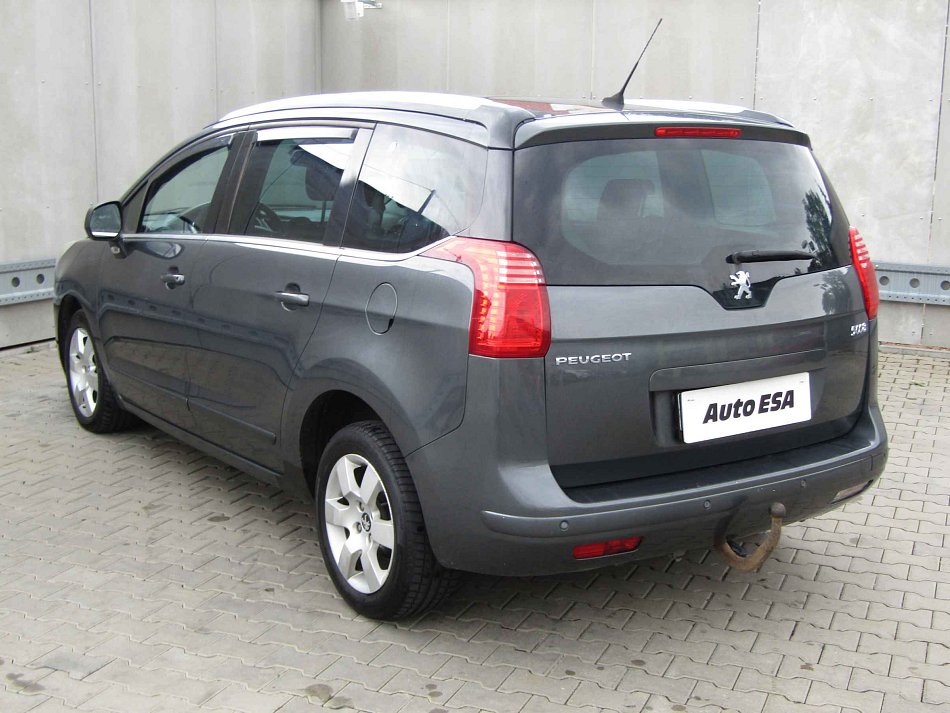 Peugeot 5008 2.0 HDi 
